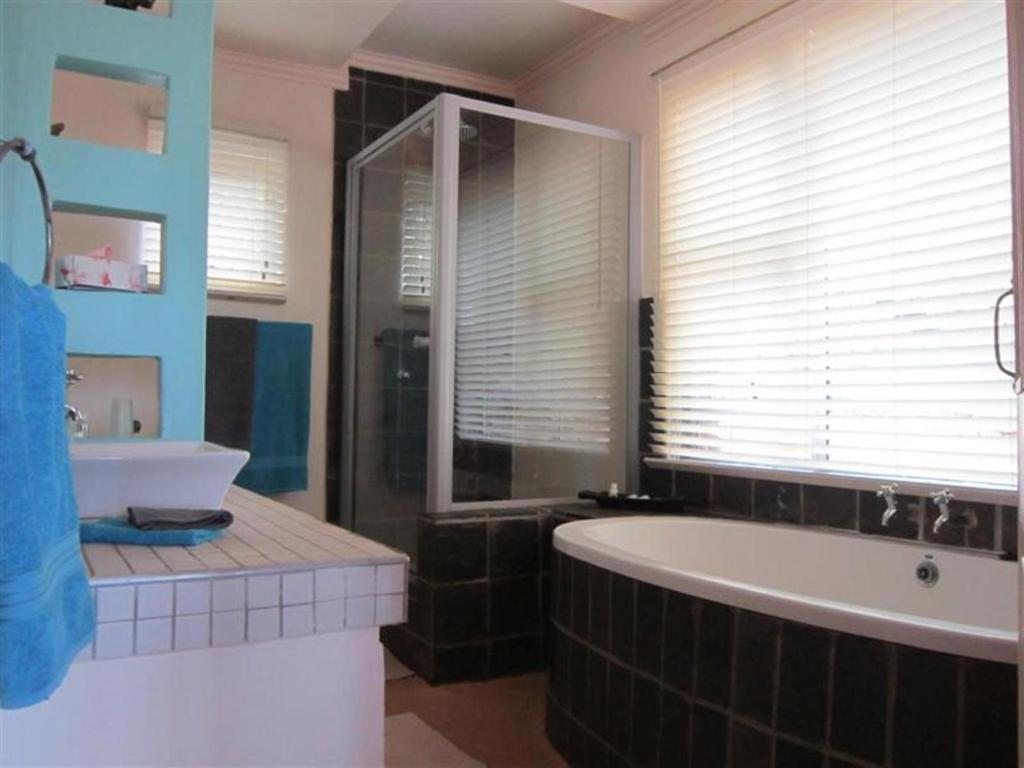 Marula Cottage Guest Lodge Thabazimbi Bilik gambar