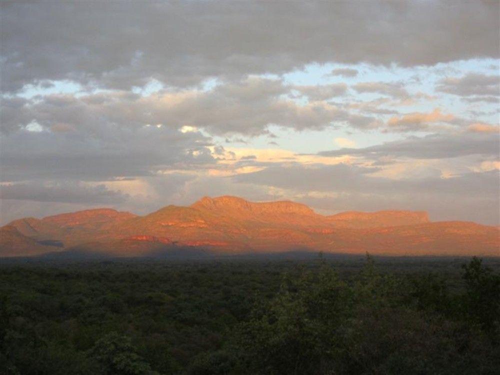 Marula Cottage Guest Lodge Thabazimbi Luaran gambar